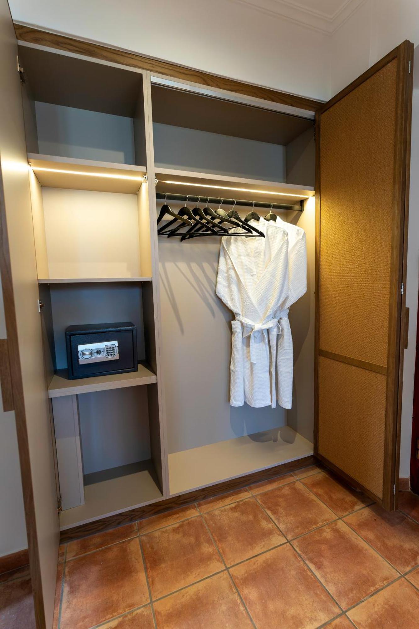Alkionides Hydra Hotel Luaran gambar