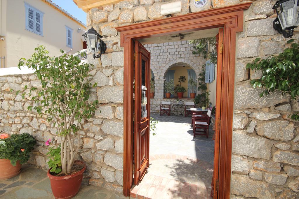 Alkionides Hydra Hotel Luaran gambar